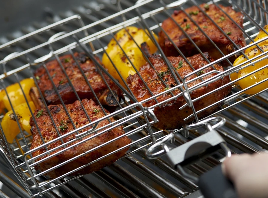  Stainless steel baskets have become an indispensable component in modern kitchen design, combining functionality, durability, and aesthetic appeal. Their robust construction and resistance to corrosion make them ideal for the demanding environment of a kitchen, where exposure to moisture, heat, and frequent cleaning is common.